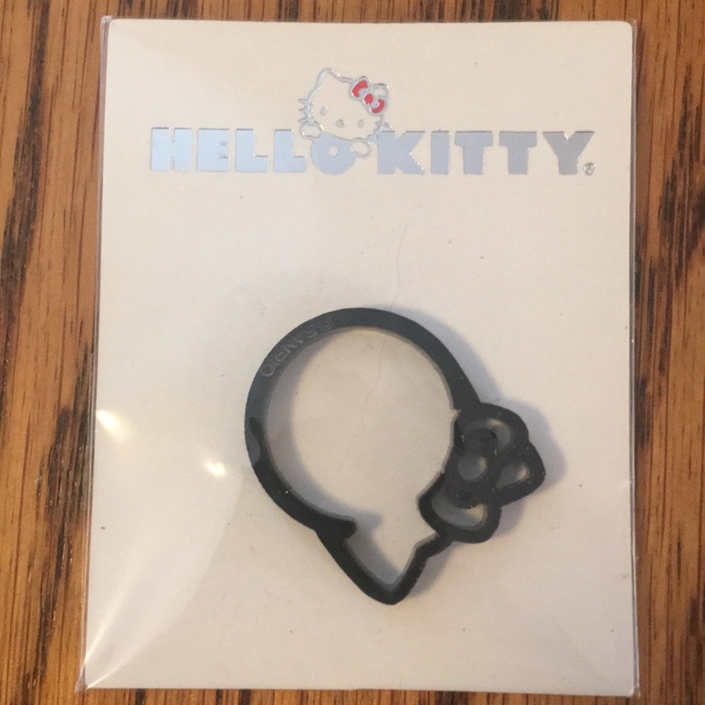 Hello Kitty Black ring